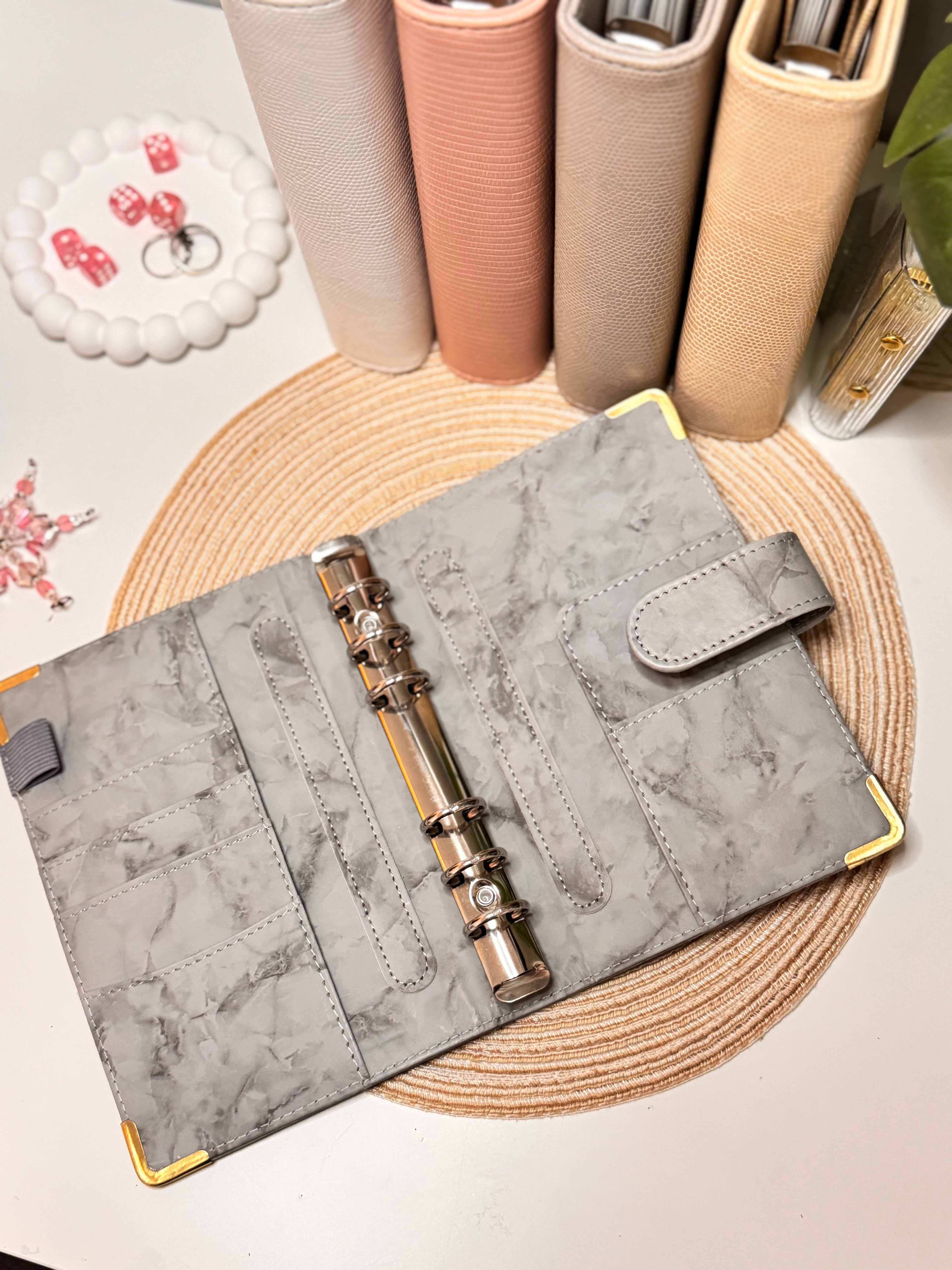 Pořadač A6 - různé barvy