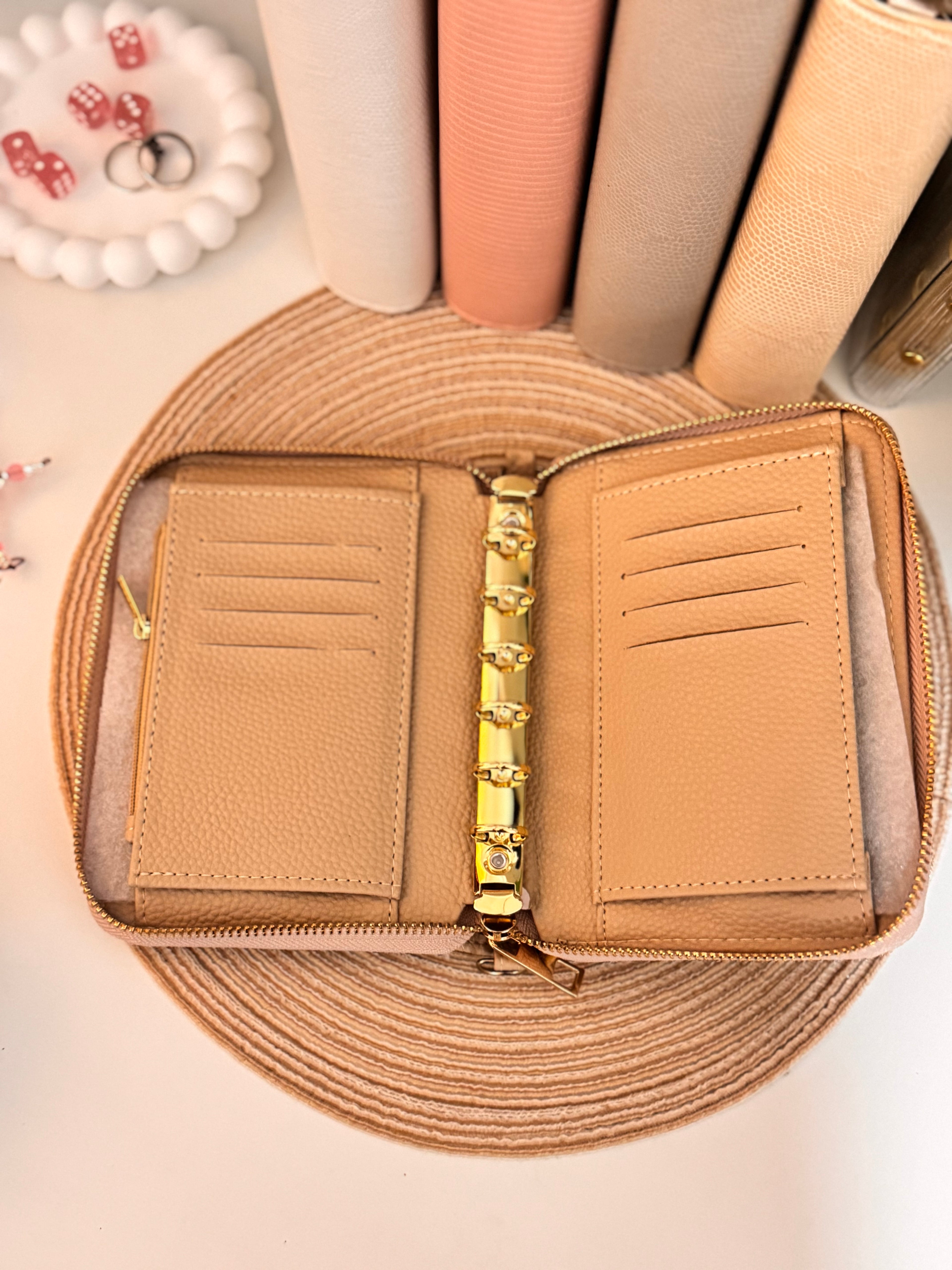 A7 peněženka - béžová